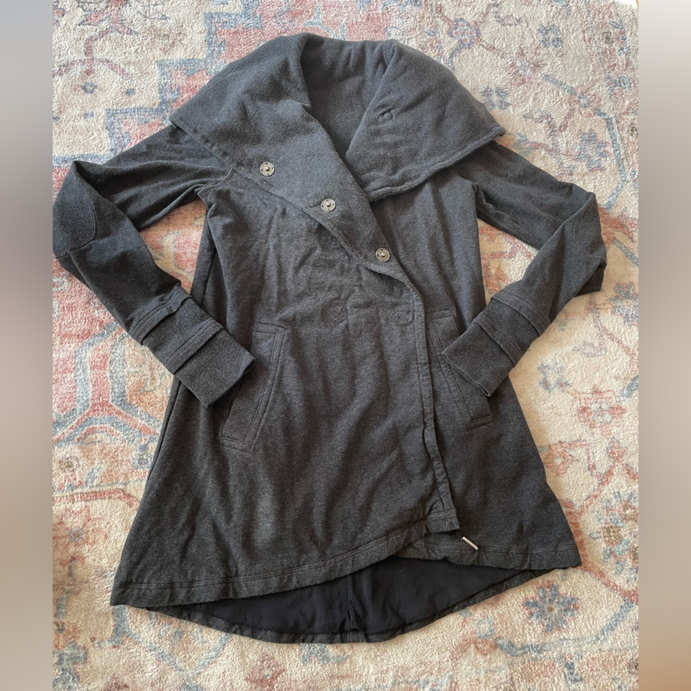 Lululemon Grattitude Wrap